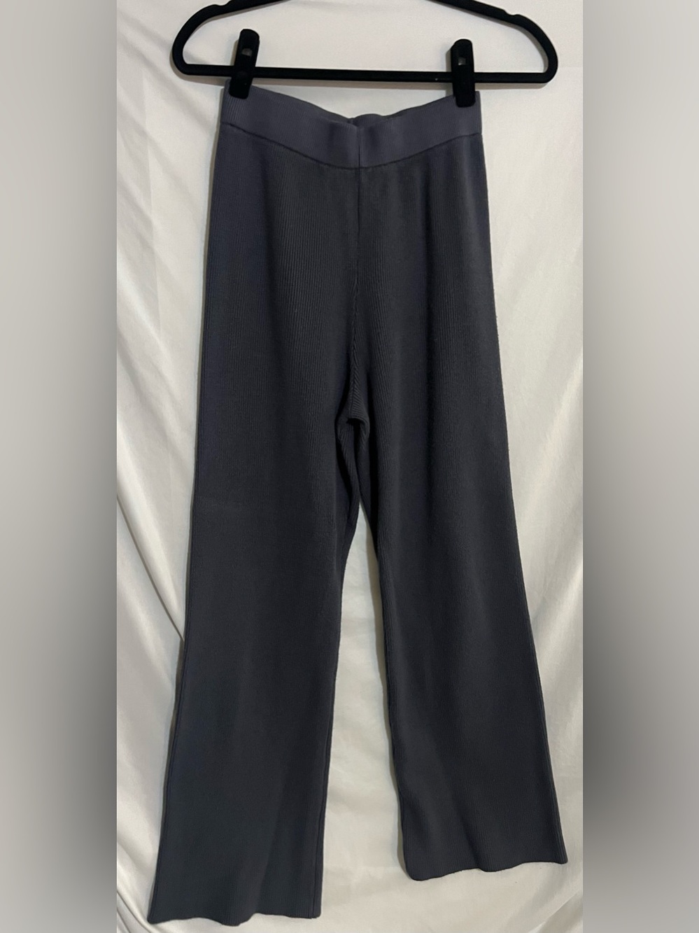 Amazon Blue Ribbed V‑Neck Top and Wide‑Leg Pants Set - Picture 2 of 2